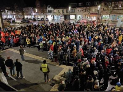 WIR SIND VIELE - NIE WIEDER IST JETZT ! Danke Gronau (Leine) ! 